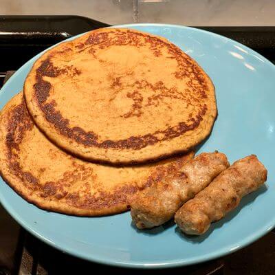 Banana Pancakes with Sausages — a breakfast from the 28-Day Metabolic Reset